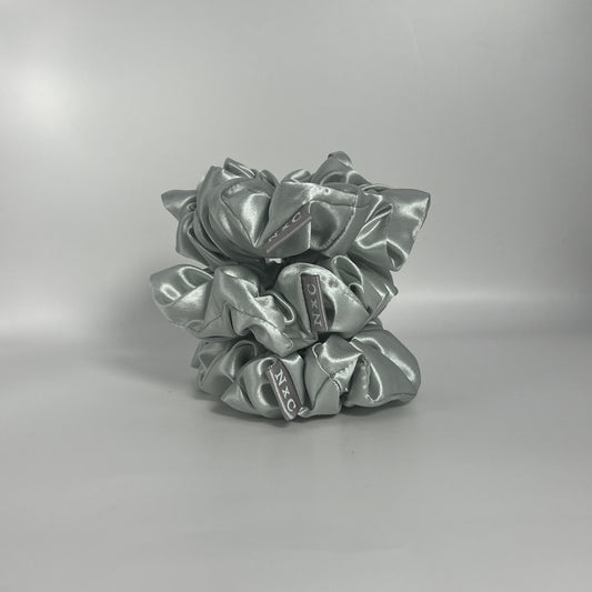 The NxC Silk Scrunchie Set in Silver